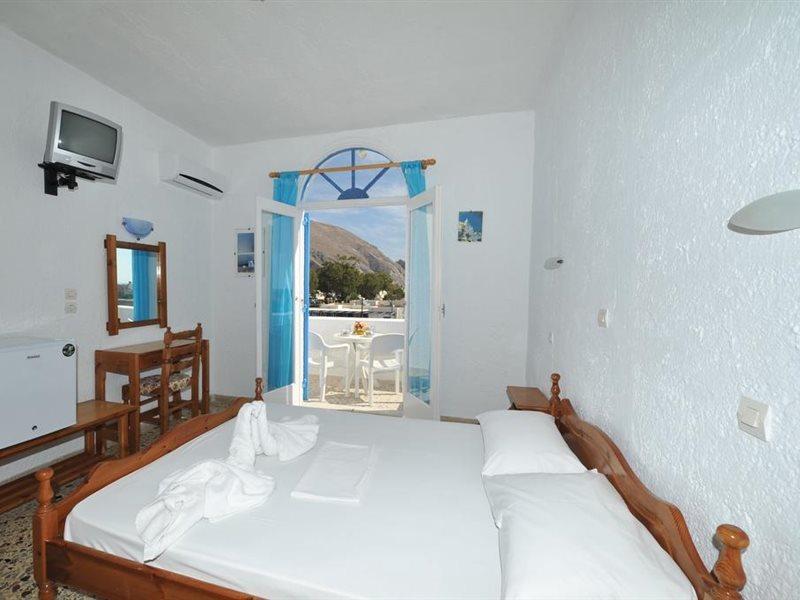 Santa Irini Hotel 페리사 외부 사진