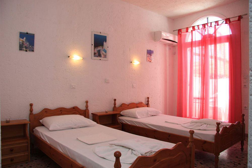 Santa Irini Hotel 페리사 외부 사진