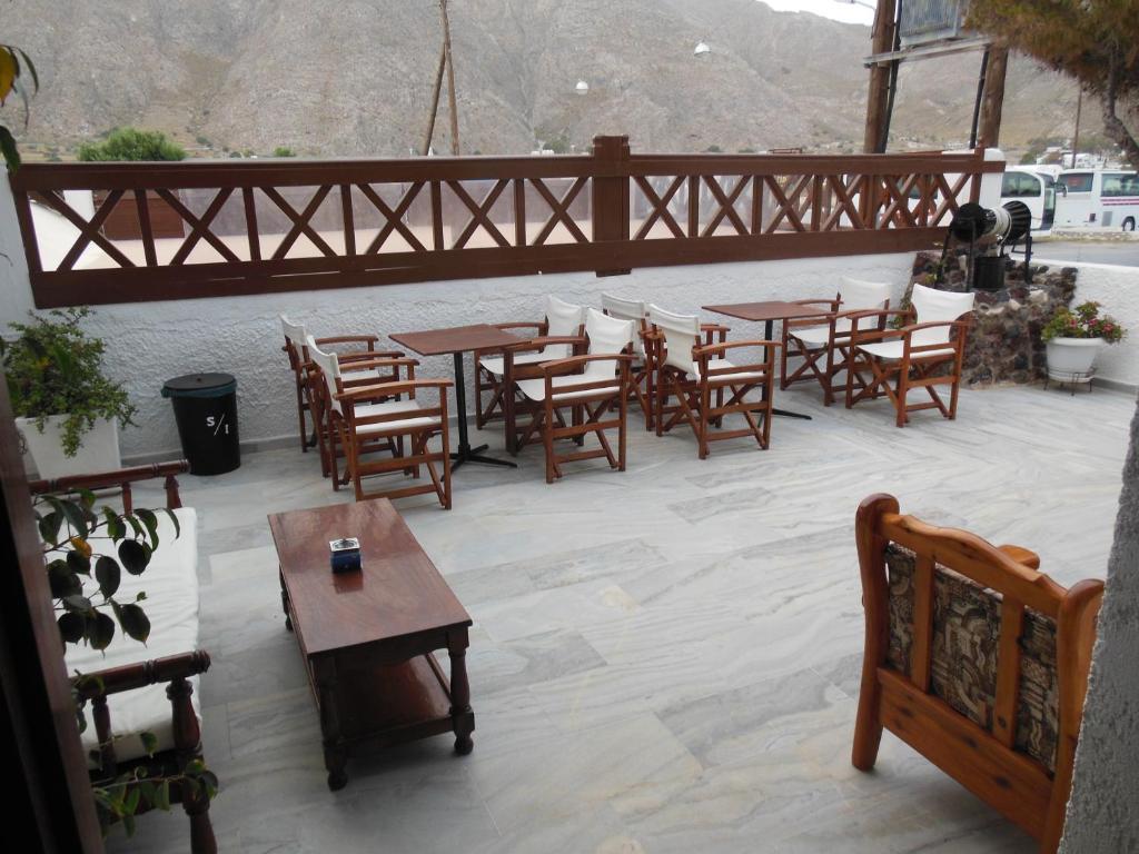 Santa Irini Hotel 페리사 외부 사진