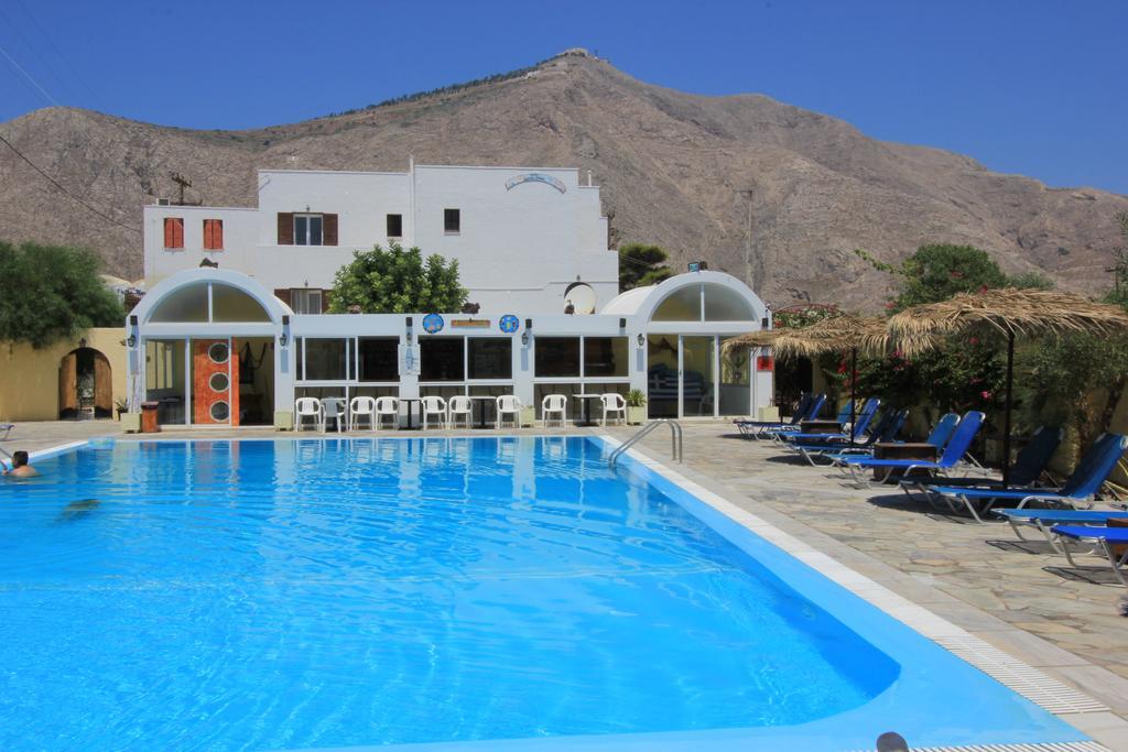 Santa Irini Hotel 페리사 외부 사진